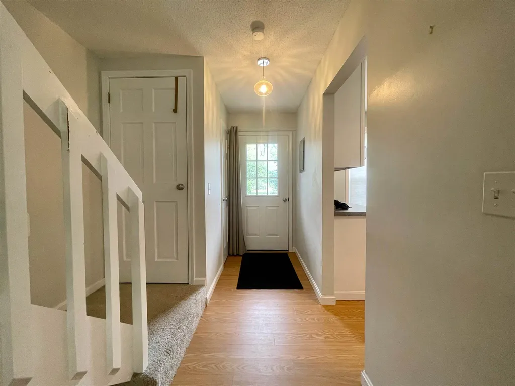 153 Ledgewood Circle Burlington VT 05401