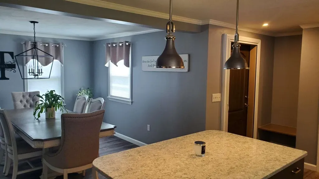 27 Roy Street Nashua NH 03060