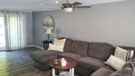 27 Roy Street Nashua NH 03060