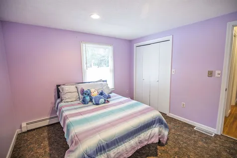 82 Riverside Drive Fremont NH 03044