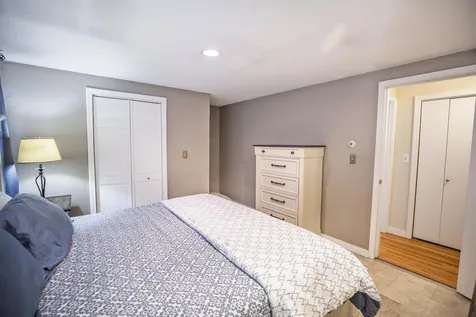 82 Riverside Drive Fremont NH 03044