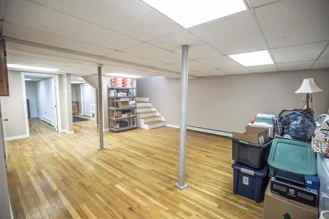 82 Riverside Drive Fremont NH 03044