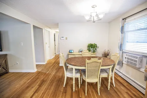 82 Riverside Drive Fremont NH 03044