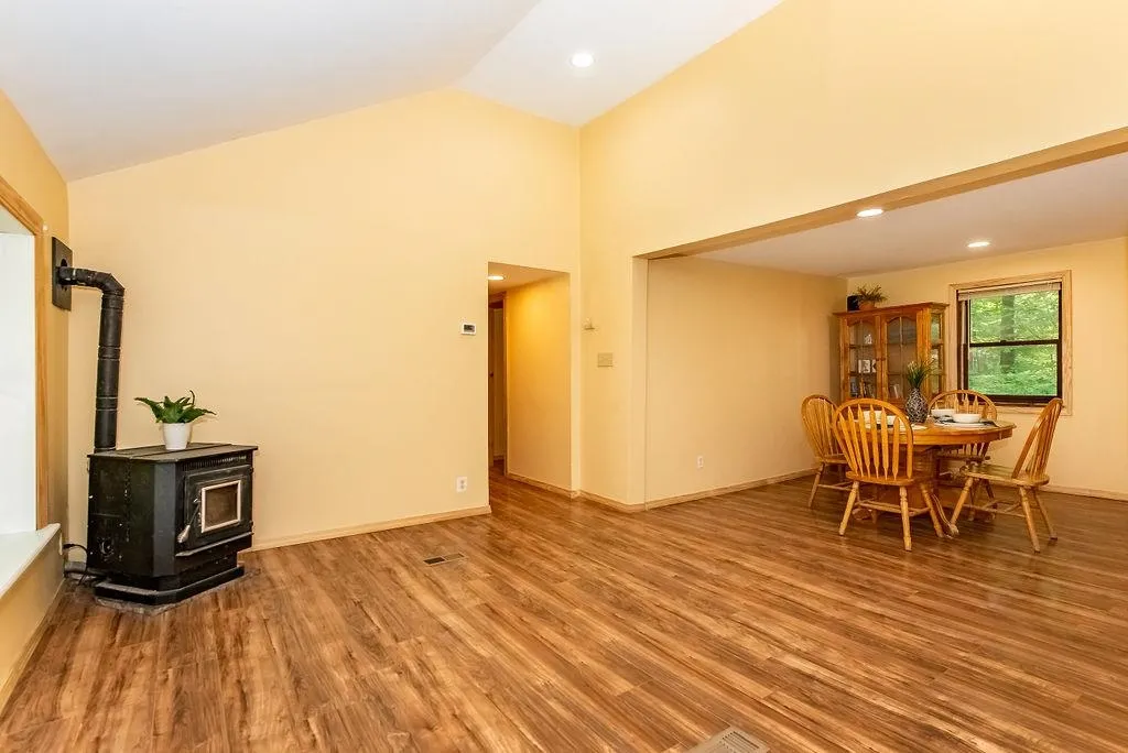 105 Harvey Lake Road Northwood NH 03261