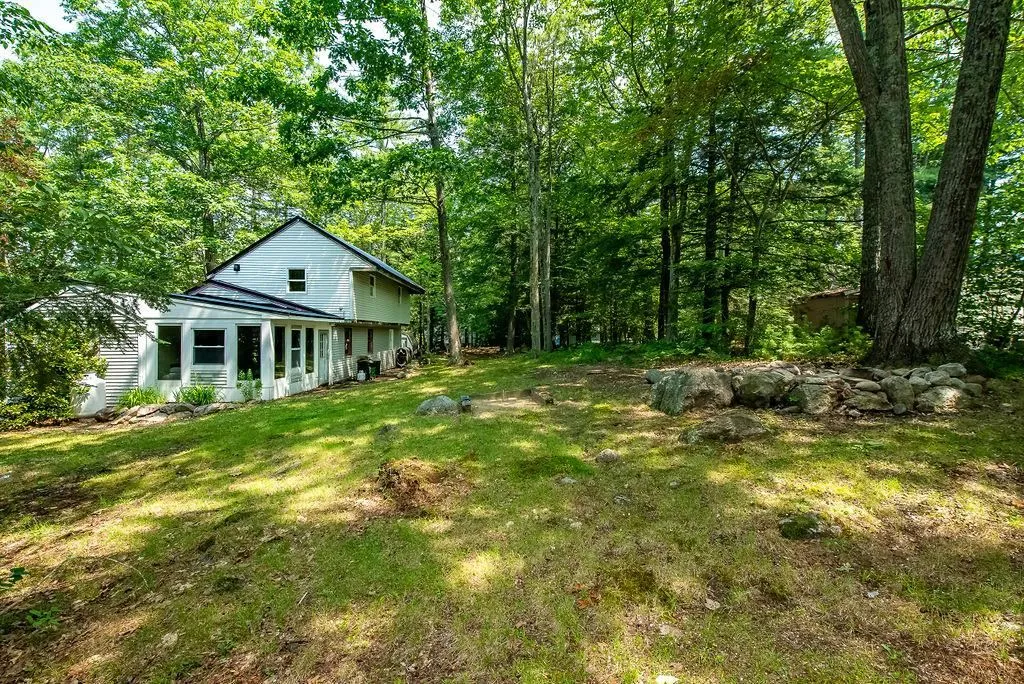 105 Harvey Lake Road Northwood NH 03261