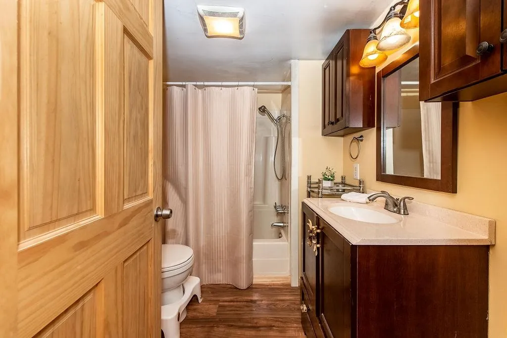 105 Harvey Lake Road Northwood NH 03261