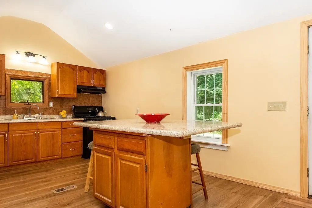 105 Harvey Lake Road Northwood NH 03261