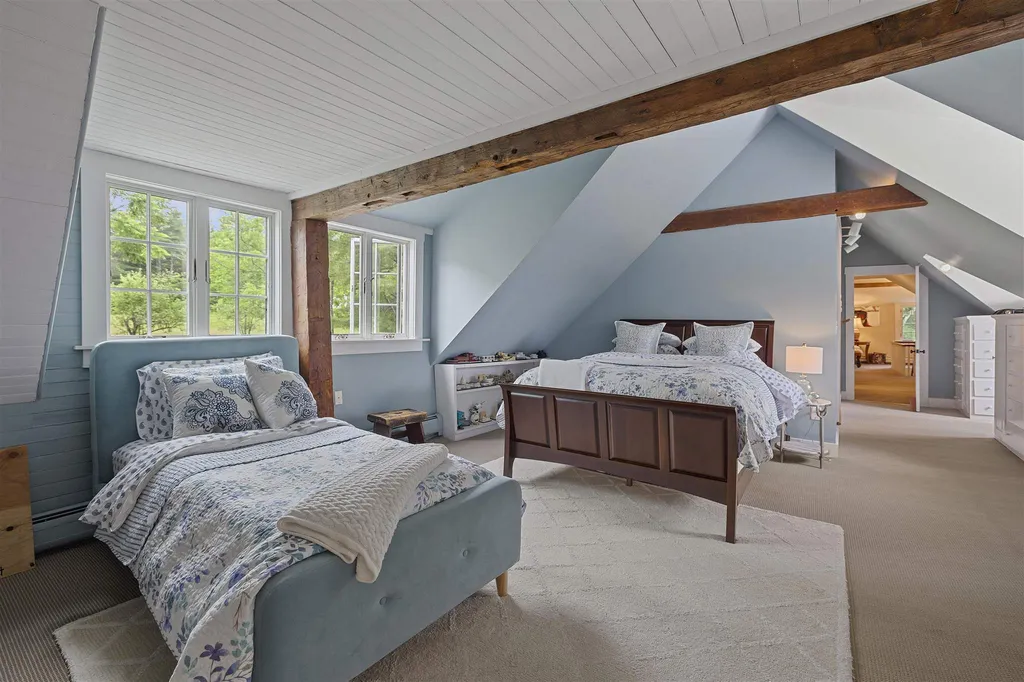 228 Davis Hill Road New London NH 03257