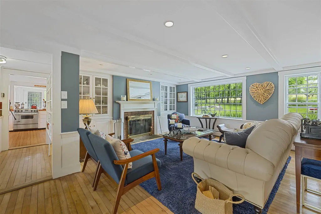 228 Davis Hill Road New London NH 03257