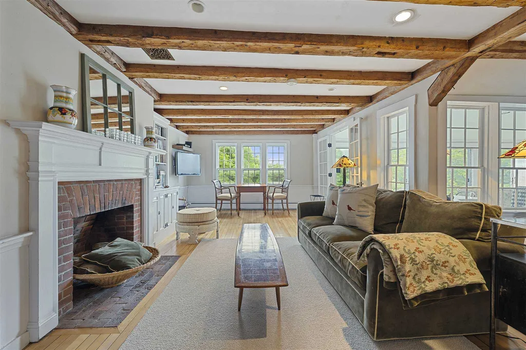 228 Davis Hill Road New London NH 03257