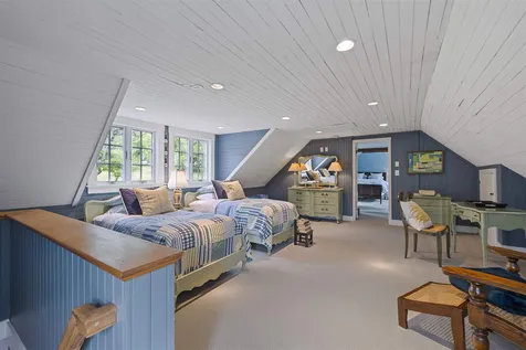 228 Davis Hill Road New London NH 03257