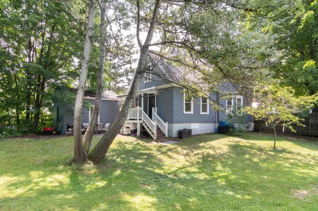 38 Winter Street Laconia NH 03246