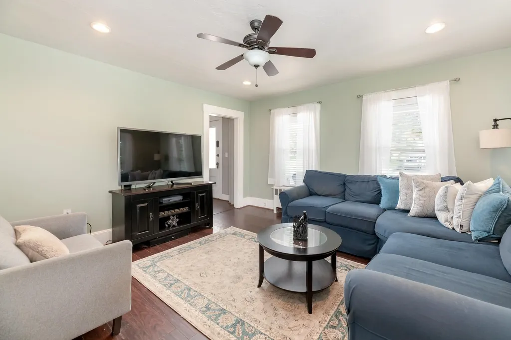 38 Winter Street Laconia NH 03246
