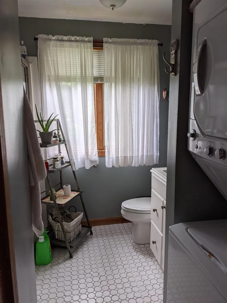 68 N Shore Road Hampton NH 03842