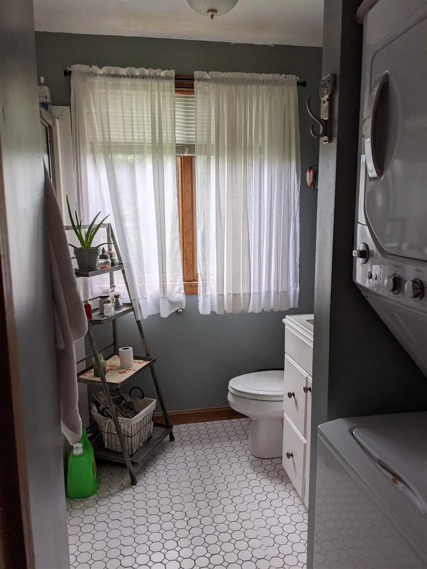 68 N Shore Road Hampton NH 03842