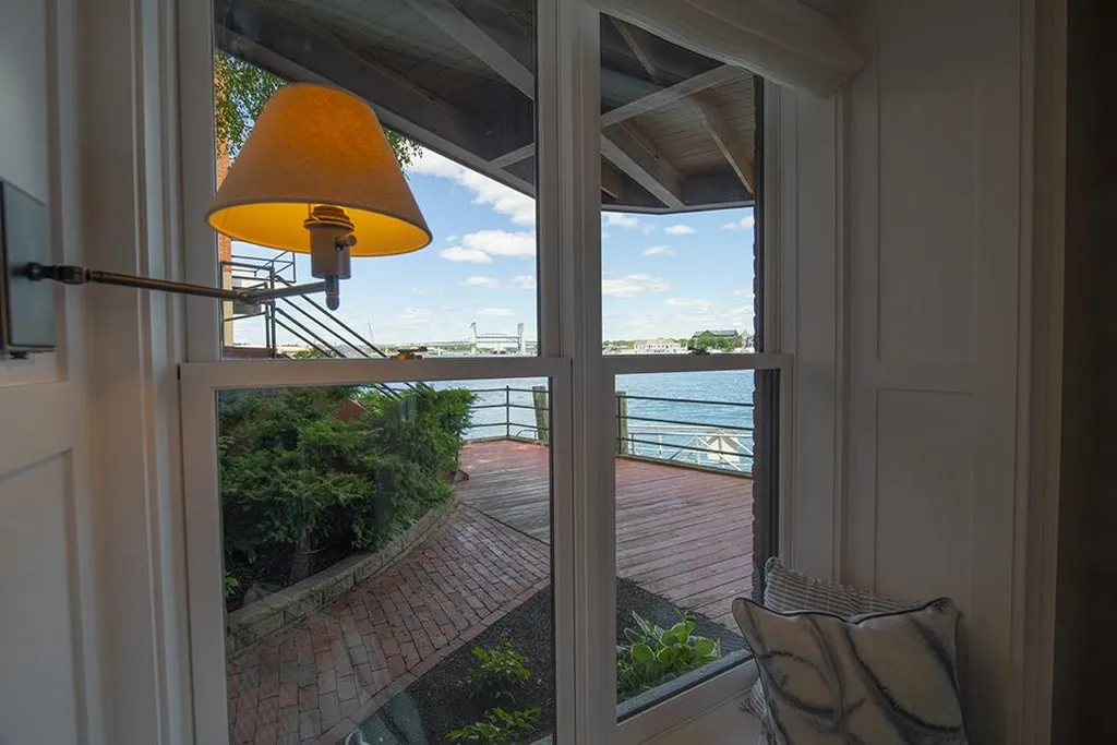 117 Bow Street Portsmouth NH 03801
