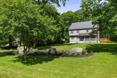 44 Lawson Farm Road Londonderry NH 03053