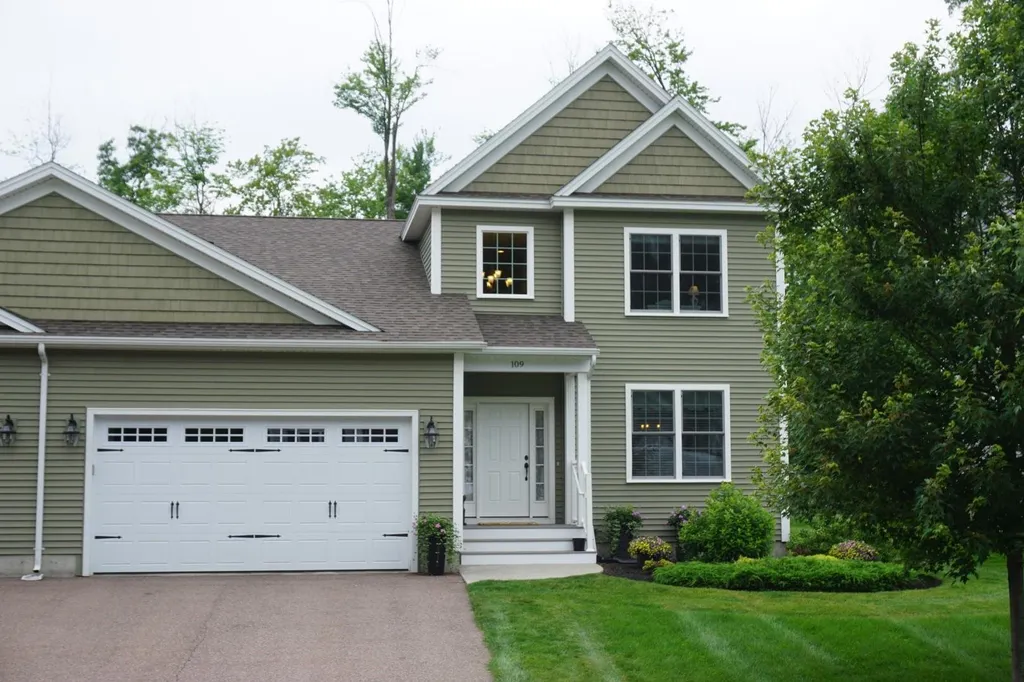 109 Waterlefe Way Colchester VT 05446