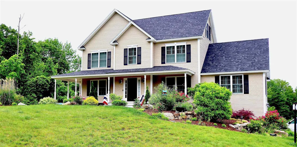 3 South Hills Drive Bedford NH 03110
