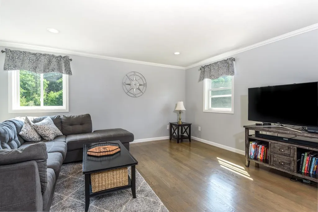 132 Union Road Stratham NH 03885