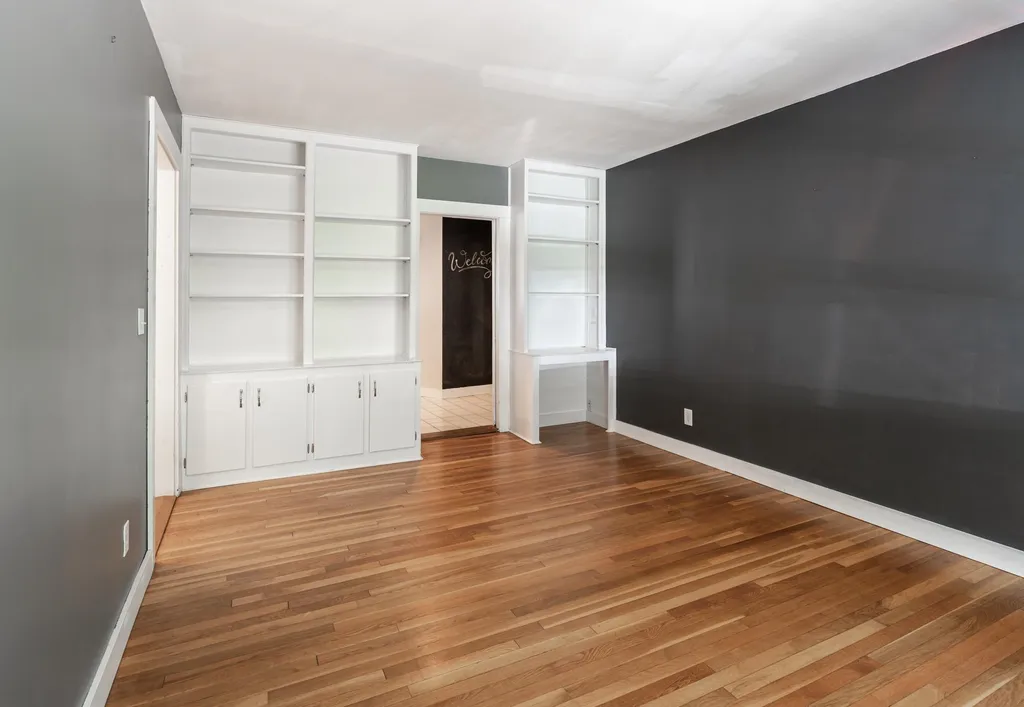 17 Courtland Street Nashua NH 03064