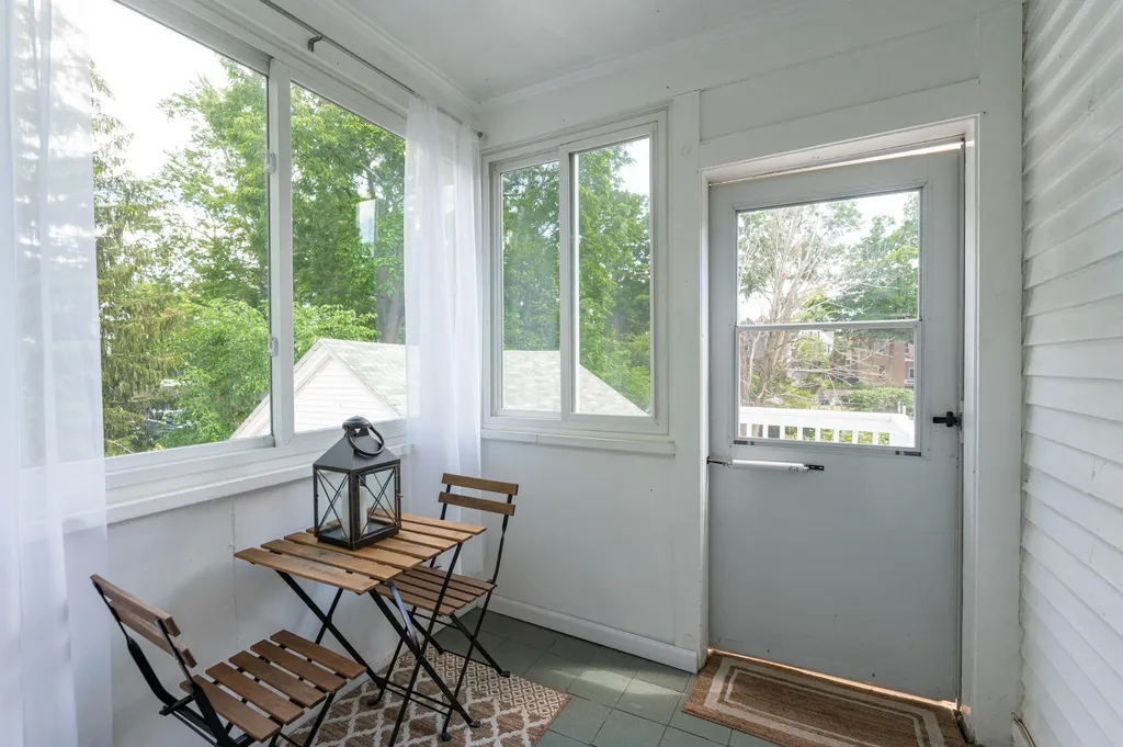 17 Courtland Street Nashua NH 03064