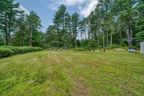 157 High Range Road Londonderry NH 03053