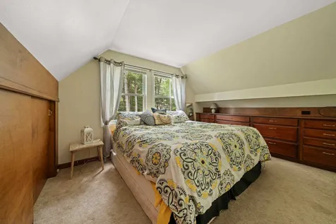 157 High Range Road Londonderry NH 03053