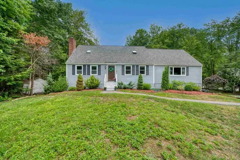 13 Tully Street Windham NH 03087
