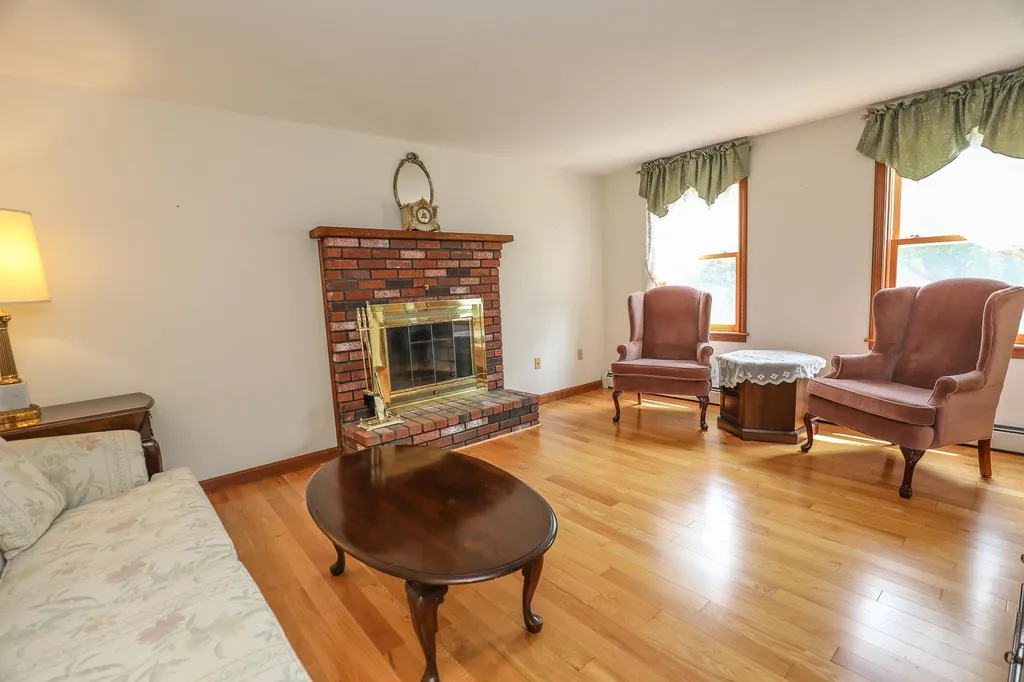 14 Andrew Circle Hampstead NH 03841