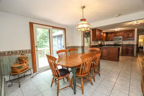 14 Andrew Circle Hampstead NH 03841