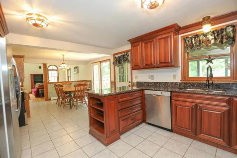 14 Andrew Circle Hampstead NH 03841