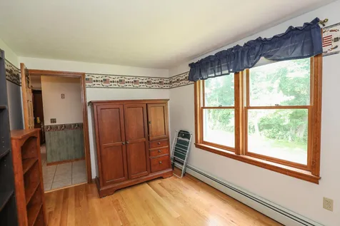 14 Andrew Circle Hampstead NH 03841