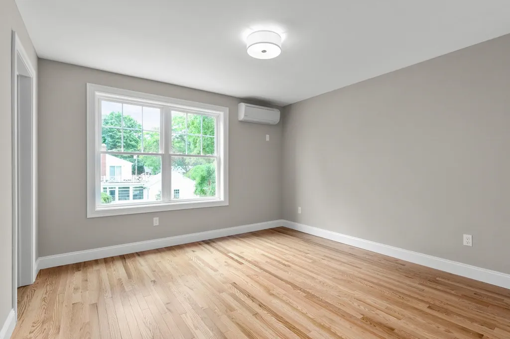 11 Glenwood Avenue Dover NH 03820