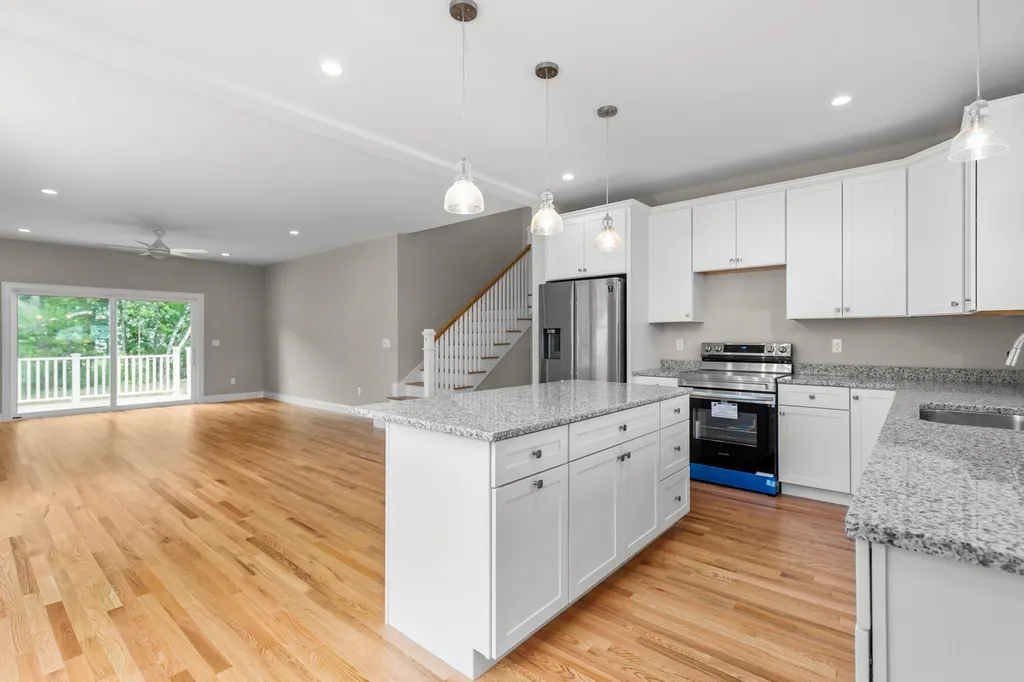 11 Glenwood Avenue Dover NH 03820