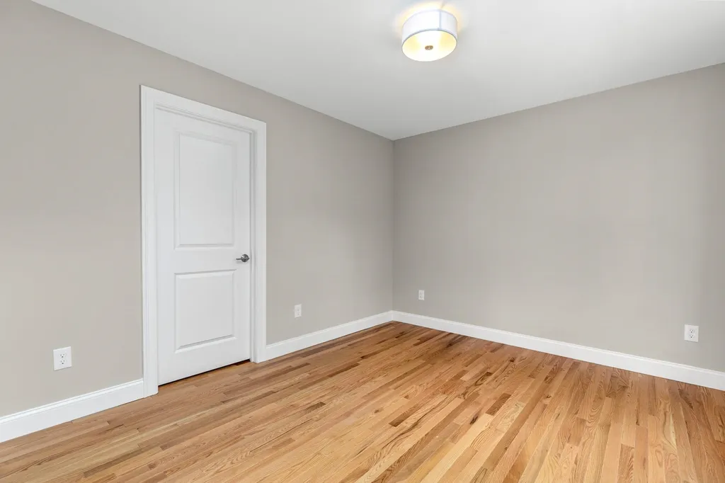 11 Glenwood Avenue Dover NH 03820