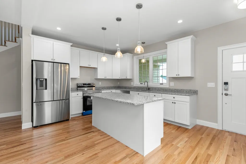 11 Glenwood Avenue Dover NH 03820