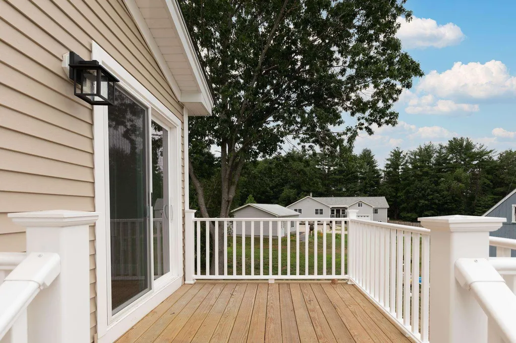 11 Glenwood Avenue Dover NH 03820