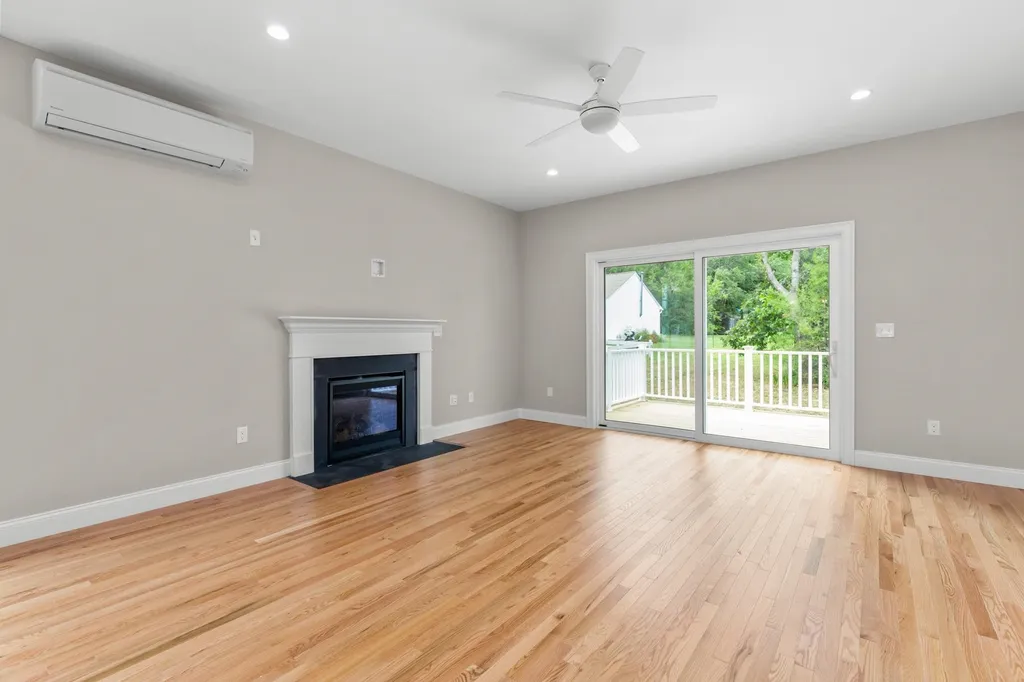 11 Glenwood Avenue Dover NH 03820