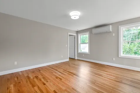 11 Glenwood Avenue Dover NH 03820