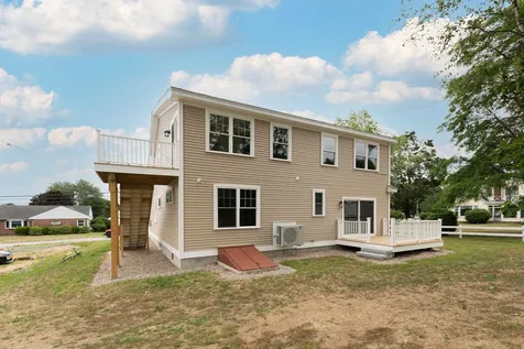 11 Glenwood Avenue Dover NH 03820