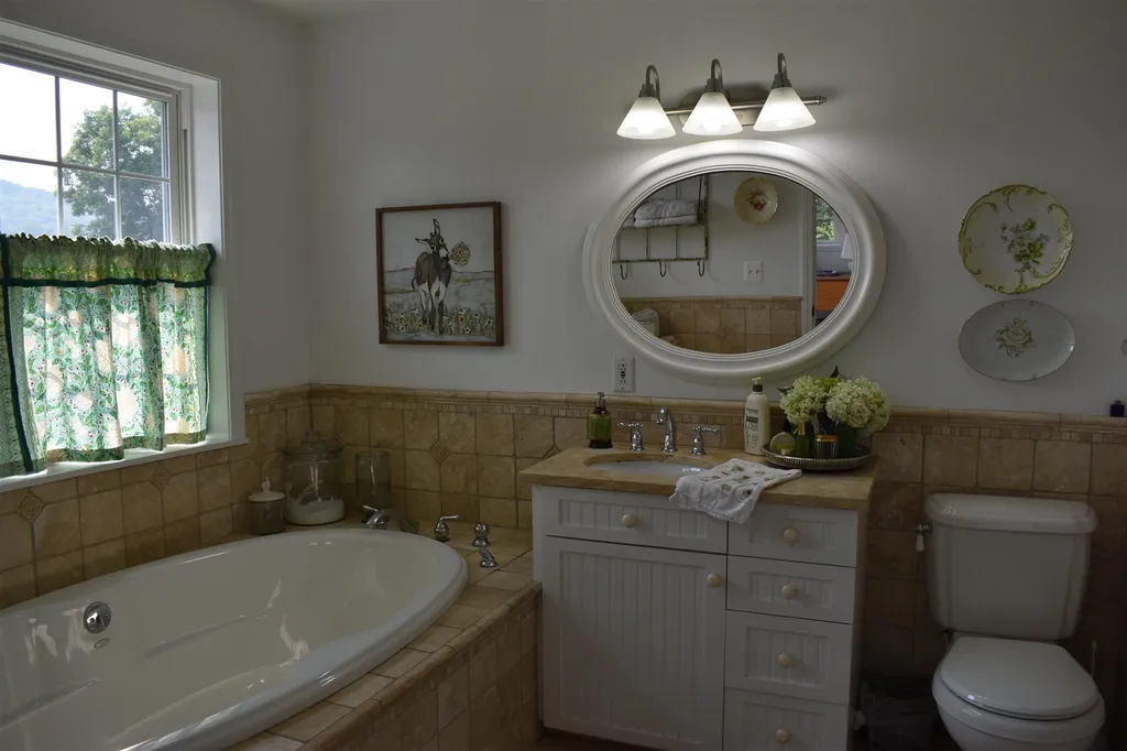 922 Happy Valley Road Middlebury VT 05753
