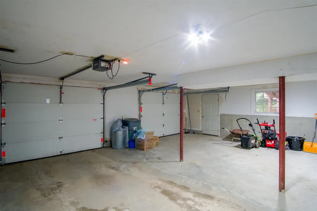 61 Rumford Drive Webster NH 03303