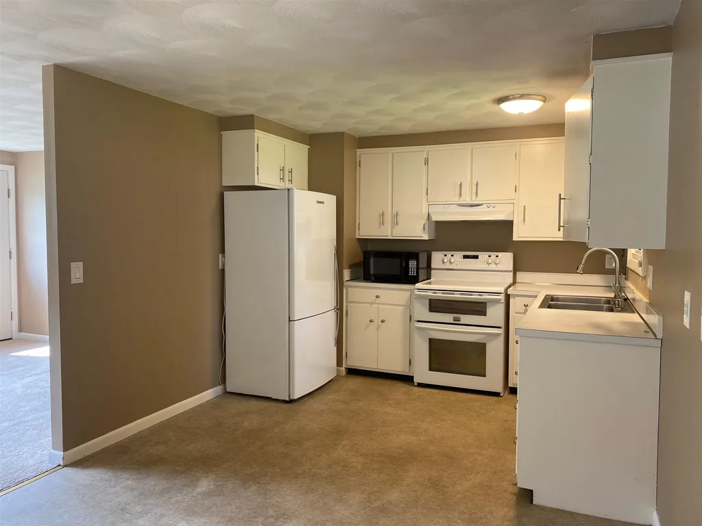 23 Liberty Lane Keene NH 03431