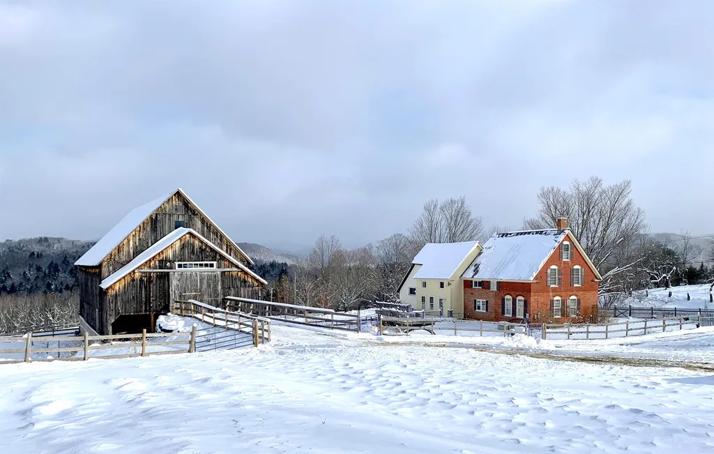 271 Whitney Hill Road Tunbridge VT 05077
