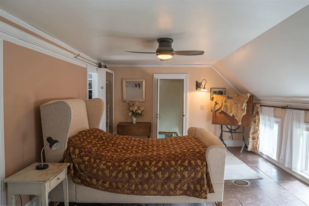 271 Whitney Hill Road Tunbridge VT 05077