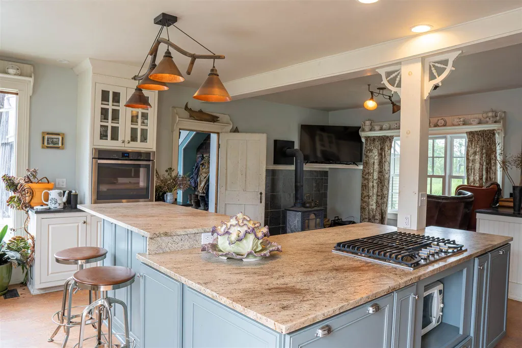 271 Whitney Hill Road Tunbridge VT 05077
