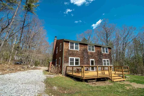 89 Lane Road Holderness NH 03245