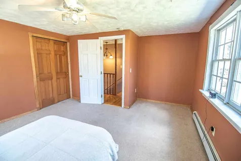 89 Lane Road Holderness NH 03245