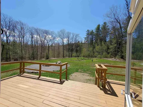 89 Lane Road Holderness NH 03245